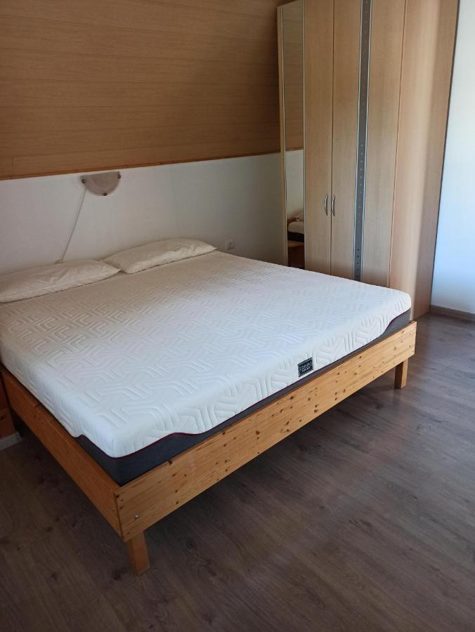 Aniko Apartmanhaz Balatonfoldvar Ngoại thất bức ảnh