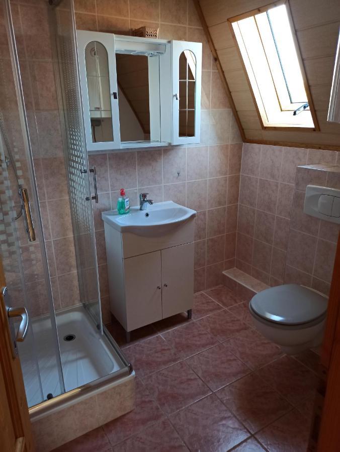 Aniko Apartmanhaz Balatonfoldvar Ngoại thất bức ảnh