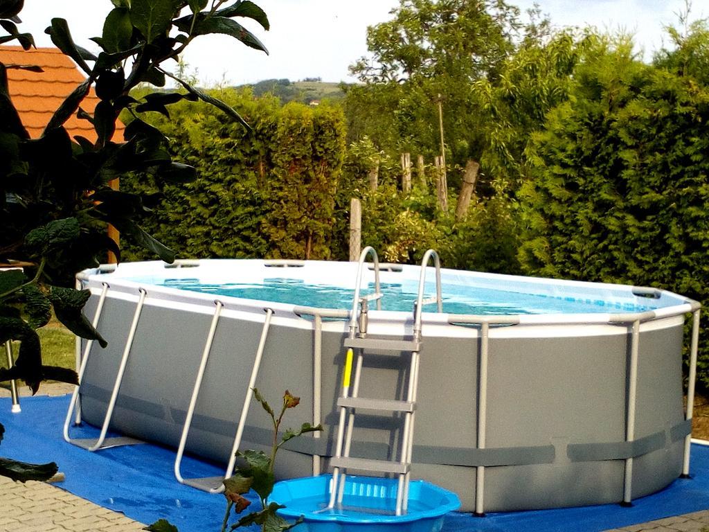Aniko Apartmanhaz Balatonfoldvar Ngoại thất bức ảnh